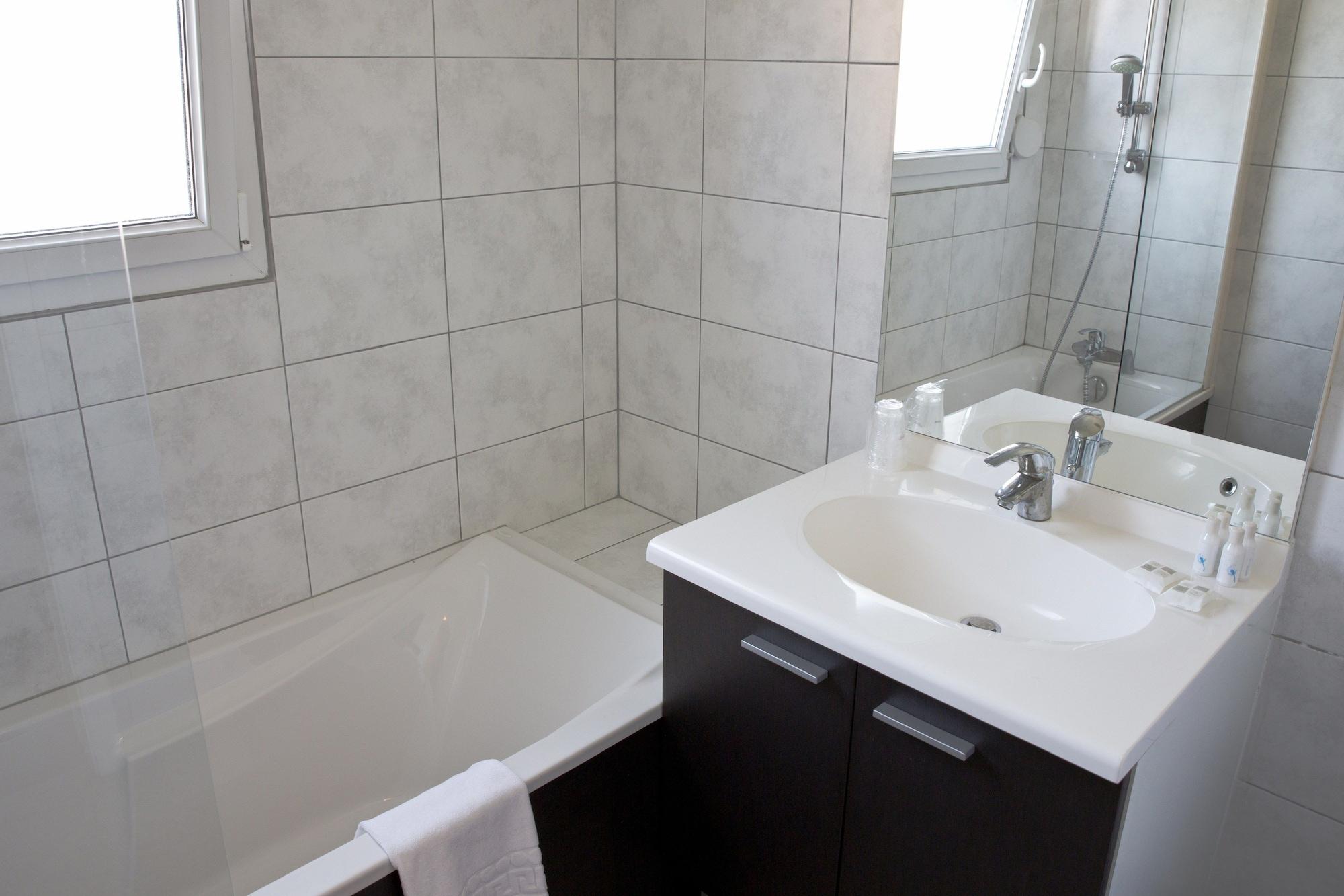 Comfort Aparthotel Mutzig Portes D'Alsace Bagian luar foto