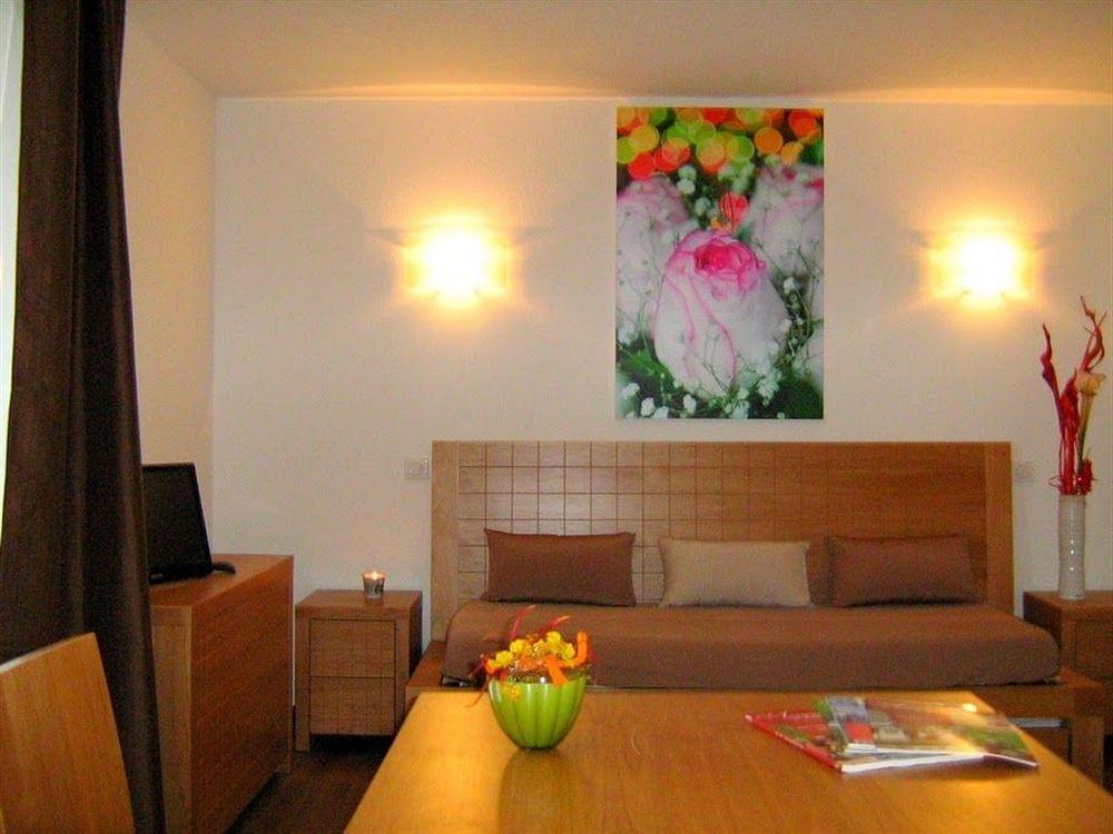 Comfort Aparthotel Mutzig Portes D'Alsace Bagian luar foto