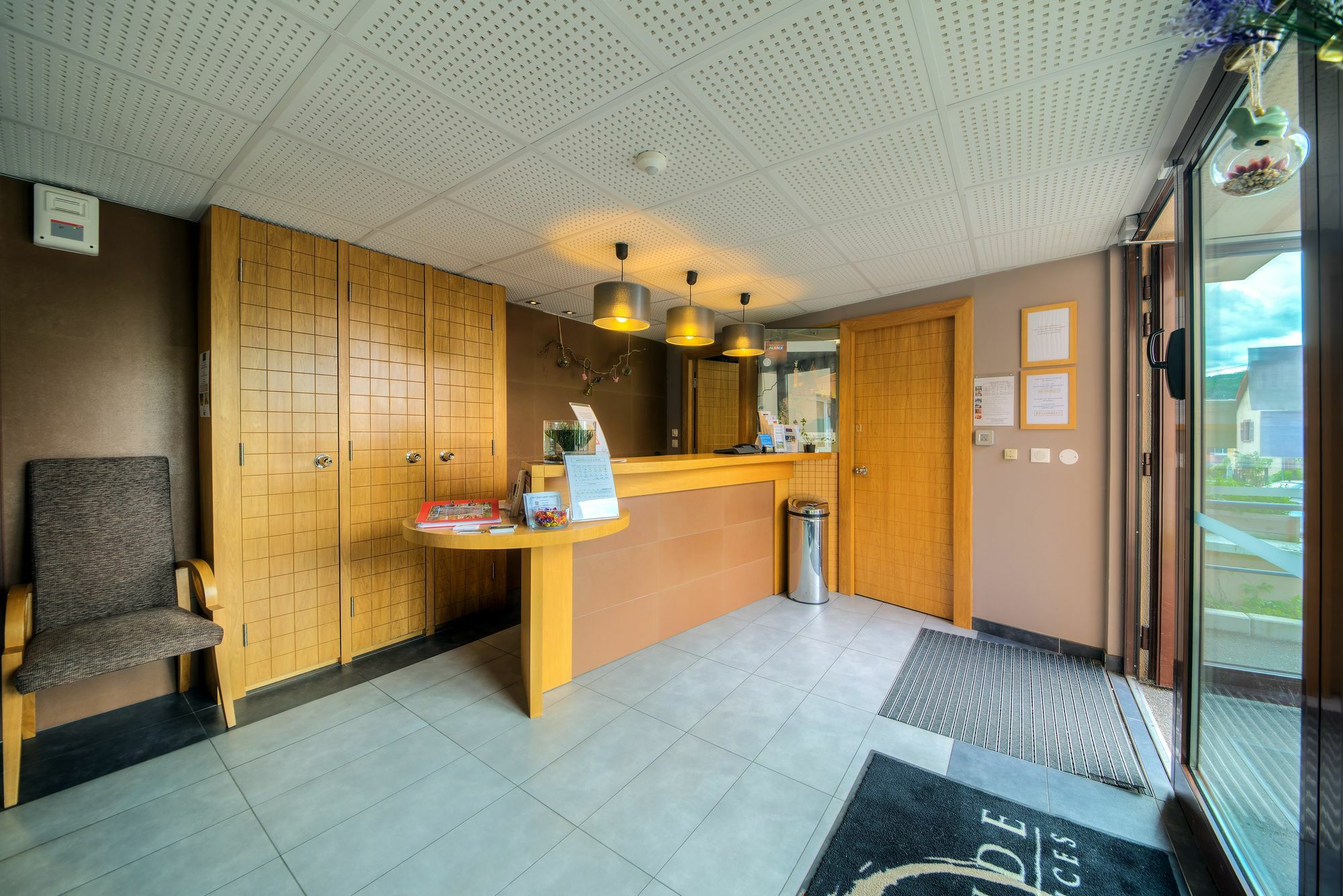 Comfort Aparthotel Mutzig Portes D'Alsace Bagian luar foto